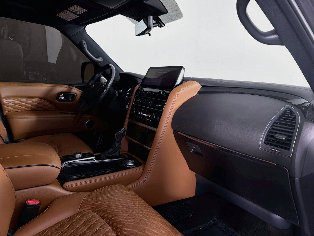 Used 2024 INFINITI QX80 Sensory RWD image 32