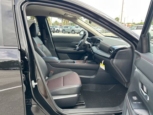 New 2026 Nissan Kicks SR w/ Illumination Package image 32