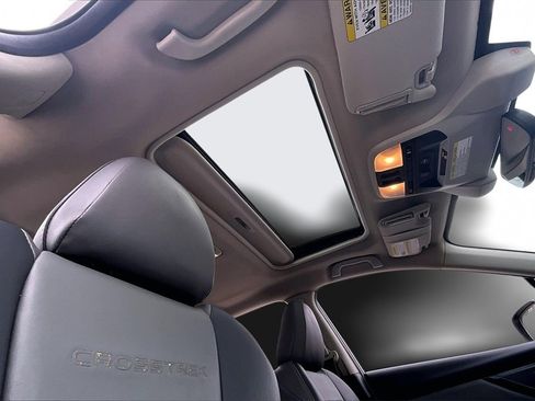 Used 2021 Subaru Crosstrek 2.5i Sport w/ Moonroof Package image 22