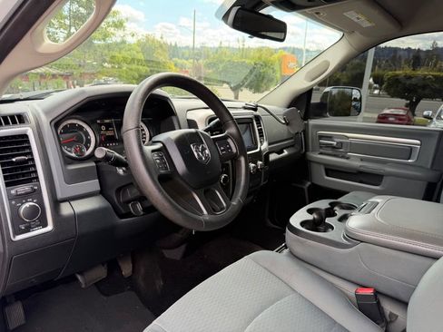 Used 2016 RAM 2500 SLT AWD/4WD image 15