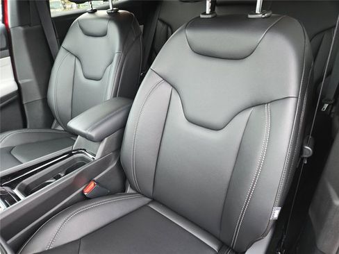 New 2026 Jeep Compass Limited AWD/4WD image 32