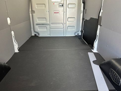 New 2026 Ford Transit 250 148 Medium Roof RWD image 14