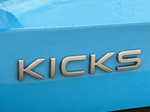 New 2026 Nissan Kicks SR image 7