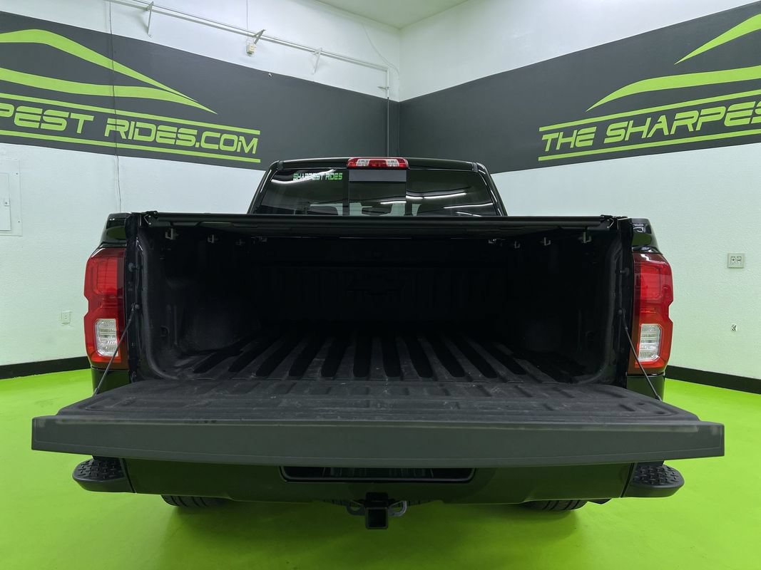 Used 2018 Chevrolet Silverado 1500 LTZ Z71 w/ Redline Edition AWD/4WD image 9