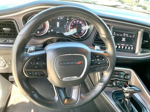 Used 2022 Dodge Challenger R/T RWD image 27