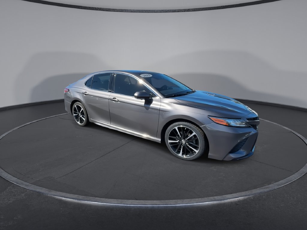 Used 2019 Toyota Camry XSE w/ Driver Assist Package FWD image 2