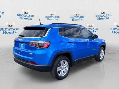 Used 2022 Jeep Compass Latitude FWD image 8