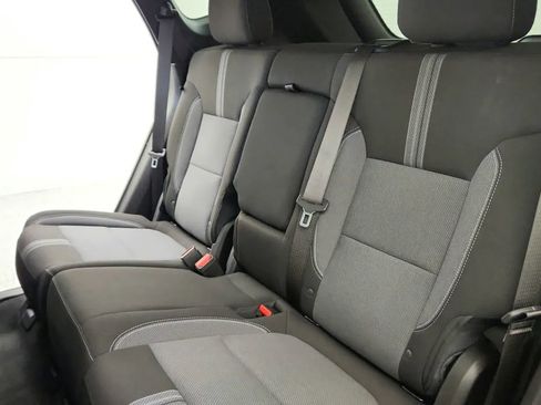 Used 2023 Chevrolet Blazer LT image 35