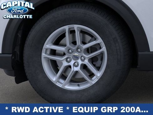 New 2026 Ford Explorer Active RWD image 20