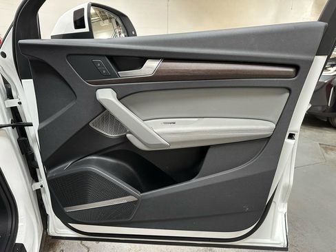 Used 2021 Audi Q5 2.0T Premium Plus image 8