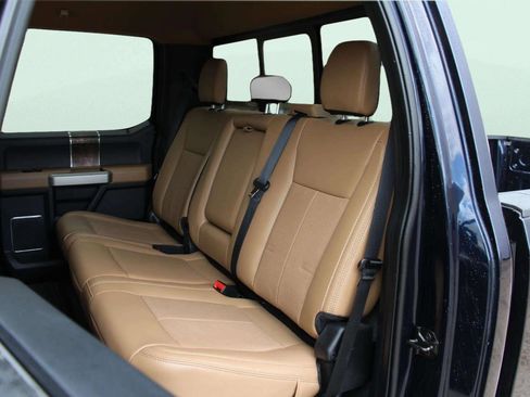 Used 2022 Ford F250 Lariat w/ Lariat Value Package AWD/4WD image 24