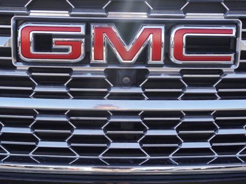 Used 2024 GMC Terrain Denali w/ Denali Premium Package image 54