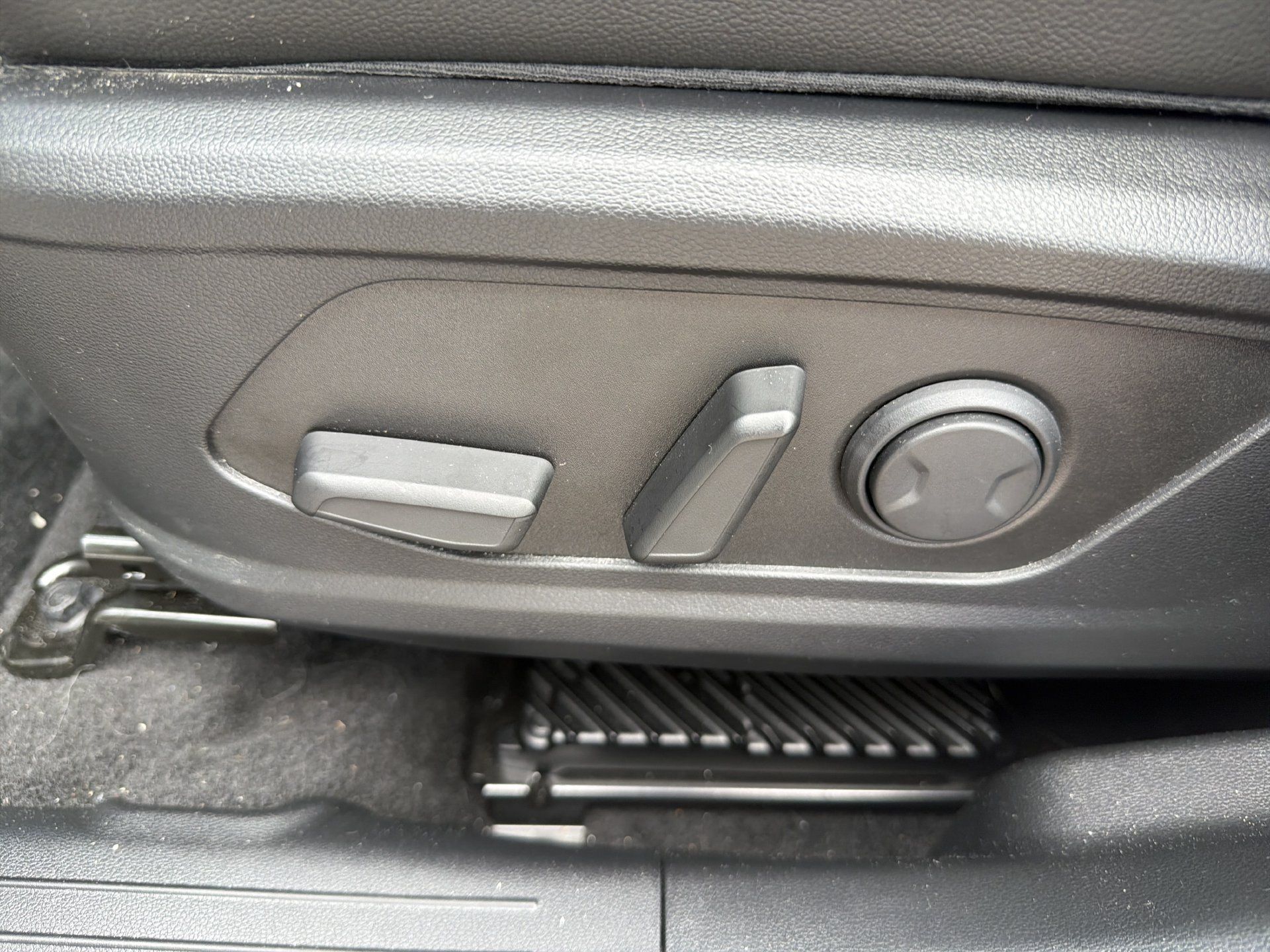 Used 2025 Hyundai Tucson Limited FWD image 20