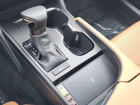 Used 2023 Lexus ES 350 Ultra Luxury image 22