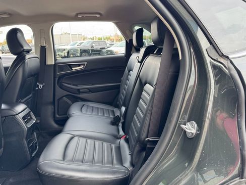 Used 2024 Ford Edge SEL w/ Convenience Package image 30