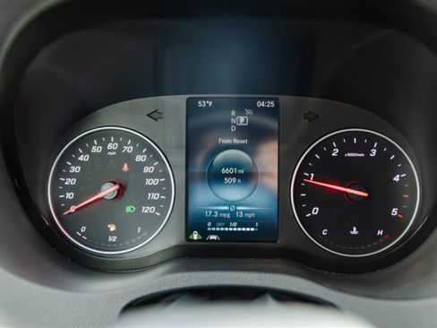 Used 2024 Mercedes-Benz Sprinter 3500 image 19