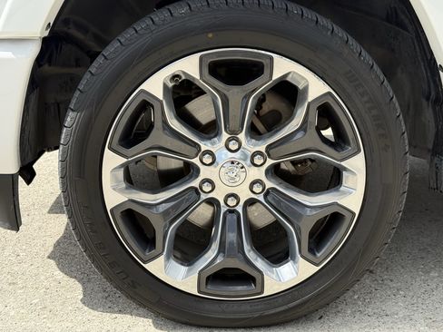 Used 2020 RAM 1500 Limited AWD/4WD image 11