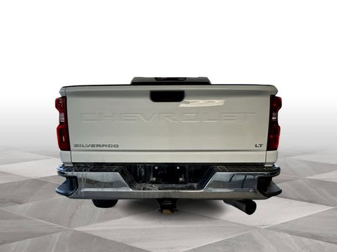 Used 2025 Chevrolet Silverado 2500 LT w/ Convenience Package AWD/4WD image 7