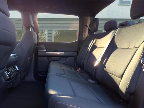 Used 2023 Ford F150 XLT w/ Equipment Group 302A High image 13