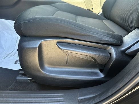 Used 2019 MAZDA CX-5 Sport w/ I-ACTIVSENSE Package image 12