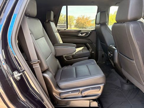 Used 2023 Chevrolet Tahoe Z71 w/ Z71 Off-Road Package AWD/4WD image 11