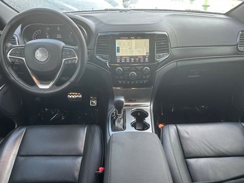 Used 2020 Jeep Grand Cherokee High Altitude image 3
