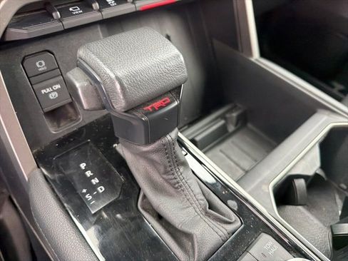 Used 2022 Toyota Tundra Limited w/ TRD Off-Road Package image 25