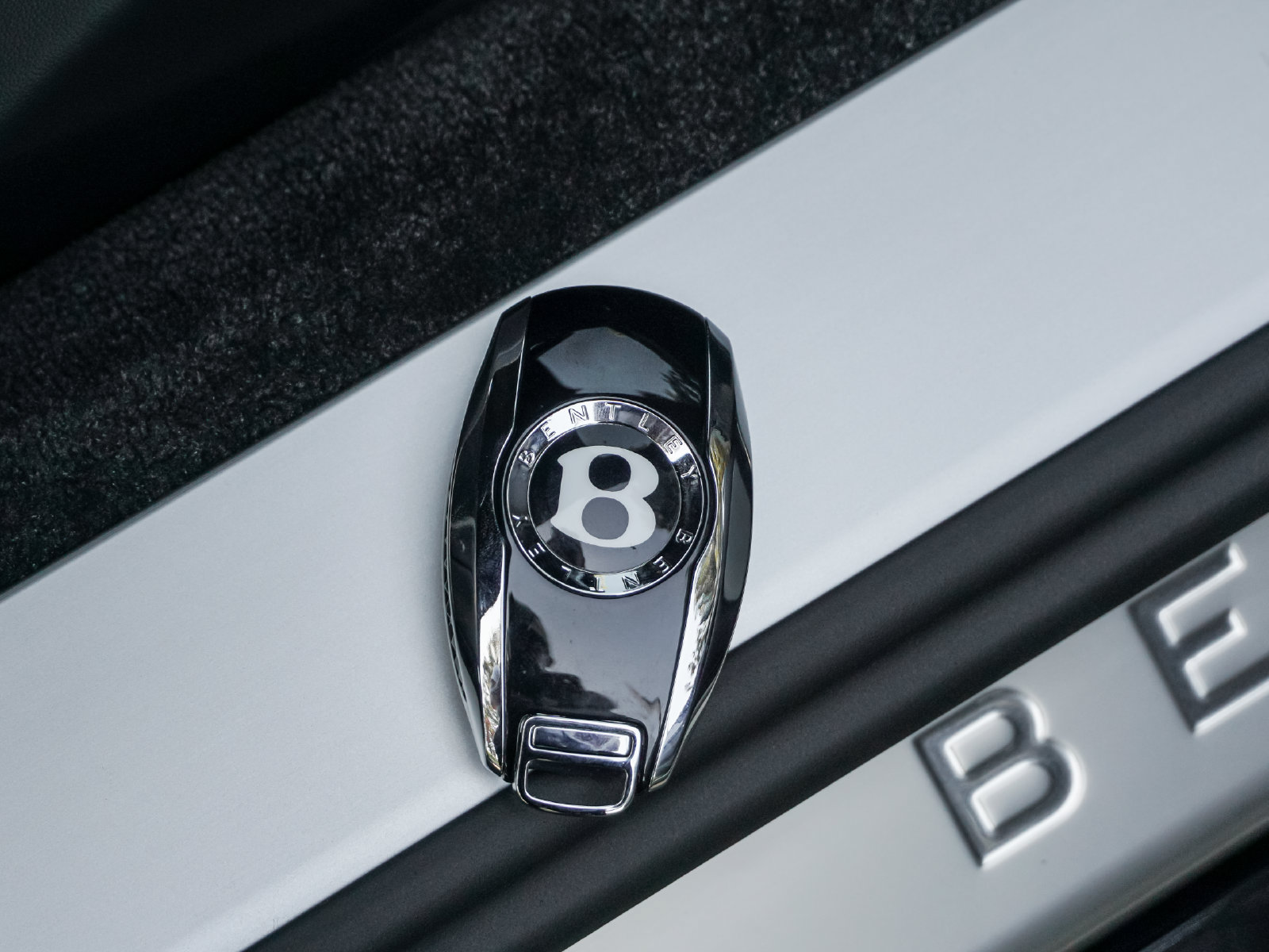 New 2026 Bentley Continental GT AWD/4WD image 31
