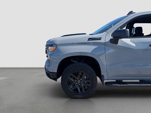 Used 2024 Chevrolet Silverado 1500 Custom Trail Boss w/ LPO, Dark Essentials Package AWD/4WD image 22