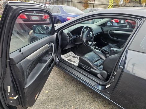 Used 2004 Honda Accord EX image 7