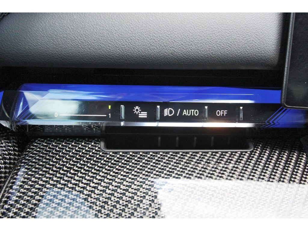 Used 2024 BMW i5 eDrive40i w/ M Sport Package RWD image 26