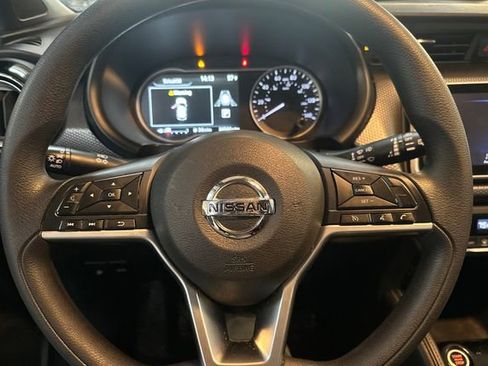 Used 2020 Nissan Kicks SV image 27