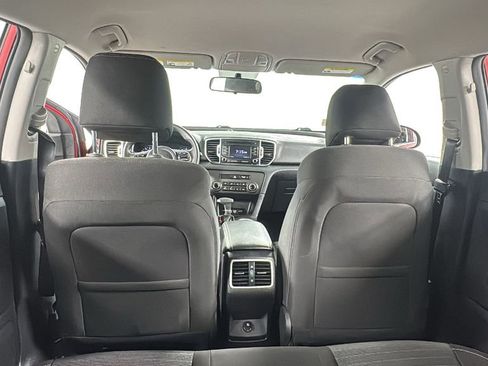 Used 2018 Kia Sportage LX image 17