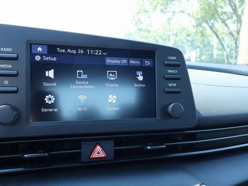 New 2025 Hyundai Elantra Sport image 5