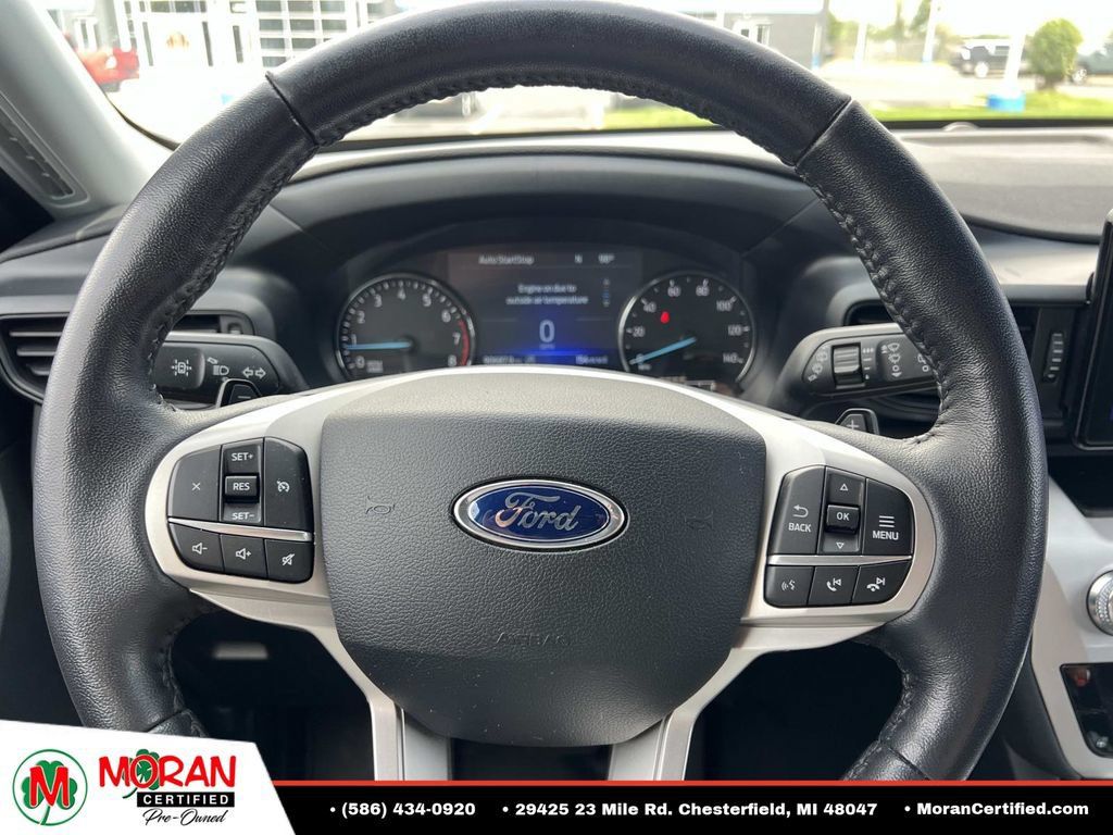 Used 2020 Ford Explorer XLT w/ Comfort Package AWD/4WD image 17