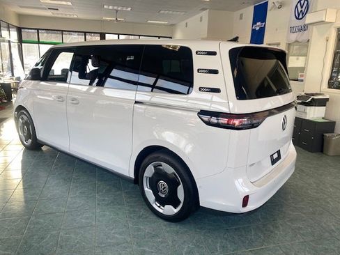 New 2025 Volkswagen ID. Buzz Pro S image 3
