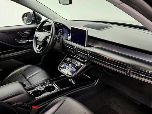 Used 2022 Lincoln Corsair FWD w/ Premium Package image 23