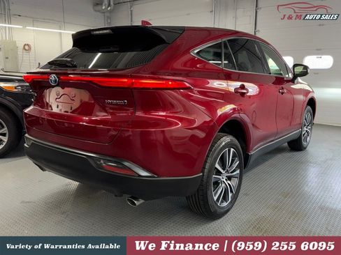 Used 2021 Toyota Venza LE w/ Carpet Mat Package (TMS) AWD/4WD image 8