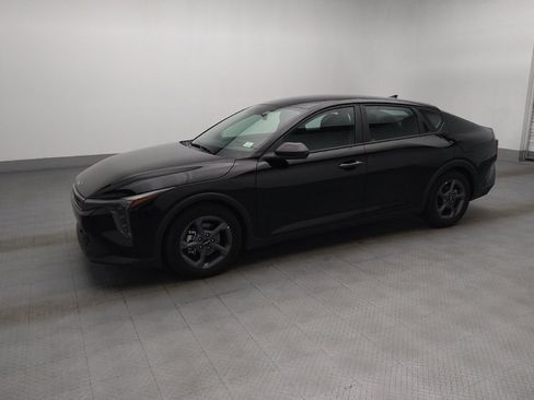 Used 2025 Kia K4 FWD image 2