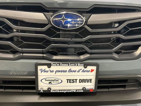 Used 2024 Subaru Crosstrek 2.0i Premium AWD/4WD image 11