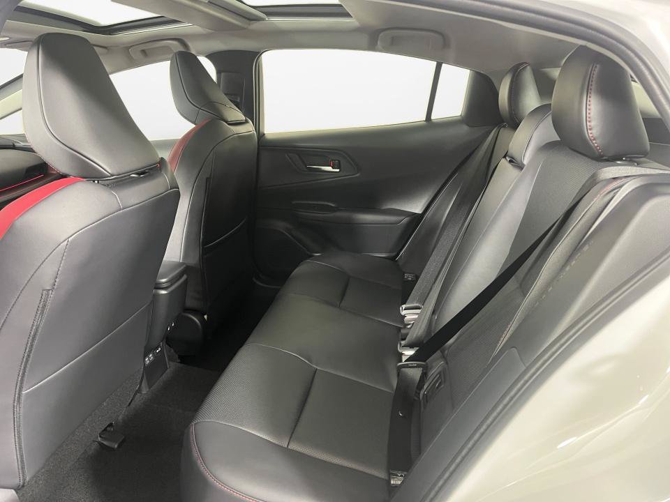 New 2026 Toyota Prius Plug-In Hybrid w/ Limited Premium Package FWD image 10