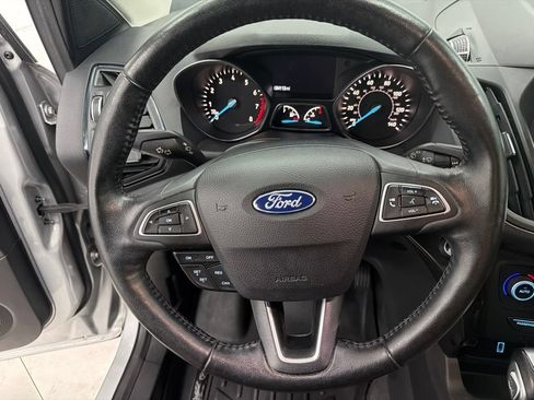 Used 2019 Ford Escape Titanium FWD image 20