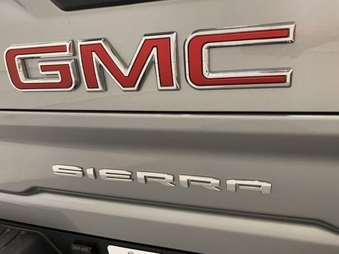 Used 2025 GMC Sierra 2500 AT4 w/ AT4 Premium Plus Package AWD/4WD image 32