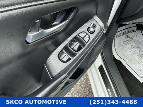Used 2021 Nissan Sentra SV FWD image 18