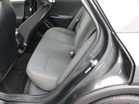 Used 2025 Kia K4 FWD image 10