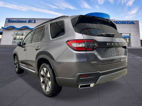 New 2026 Honda Pilot Elite image 3