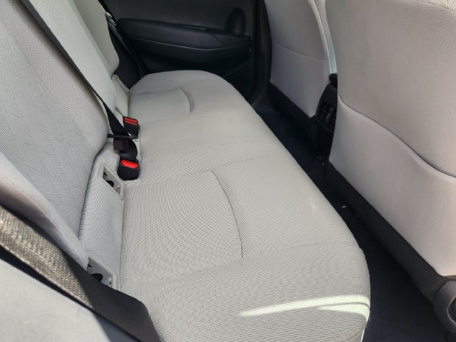 Certified 2024 Toyota Corolla Cross LE w/ Moonroof Package FWD image 29