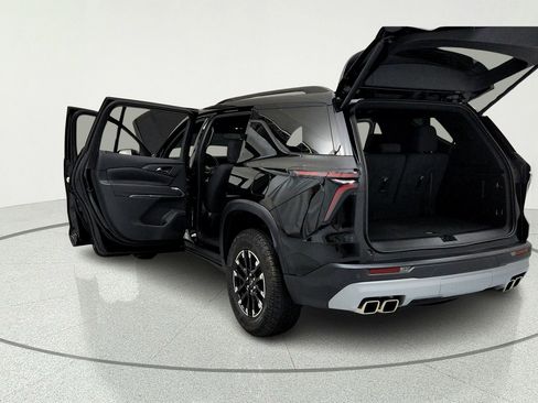 Certified 2024 Chevrolet Traverse Z71 AWD/4WD image 11