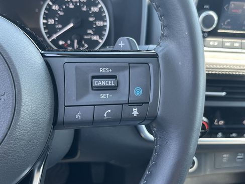 Used 2023 Nissan Rogue SV w/ SV Premium B Package AWD/4WD image 26