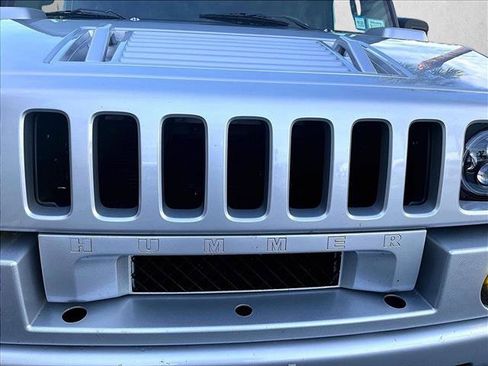 Used 2009 HUMMER H2 Luxury AWD/4WD image 29